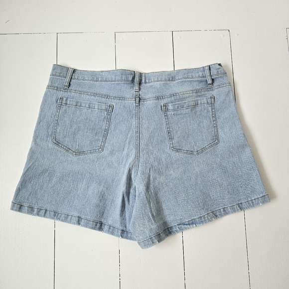 Vintage Y2K Light Denim Jean Shorts Stretch Plus Size 18 - Picture 2 of 4